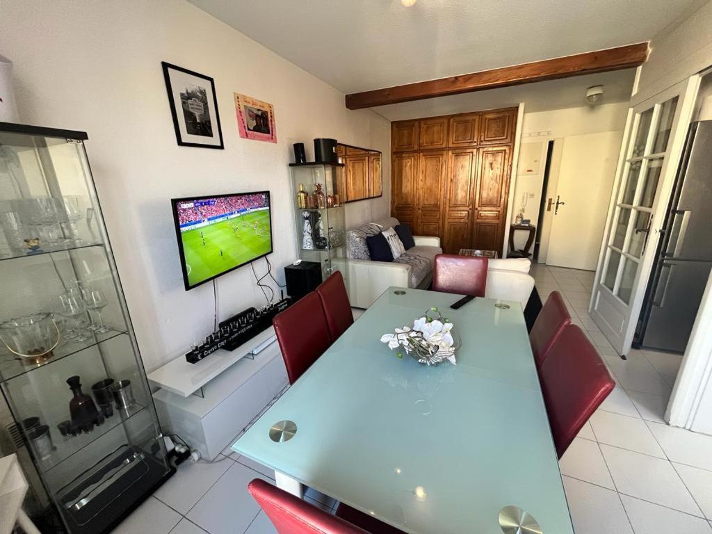 Appartement Coeur De St Tropez Saint Tropez Bagian luar foto